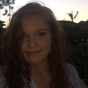 Meet your Posher, Anne